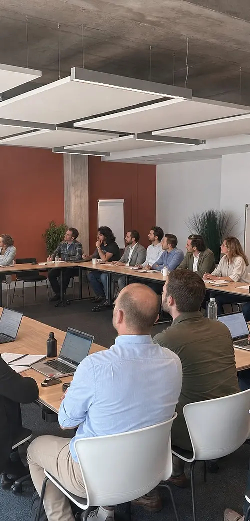 Une session de formation à l'intelligence artificielle en salle